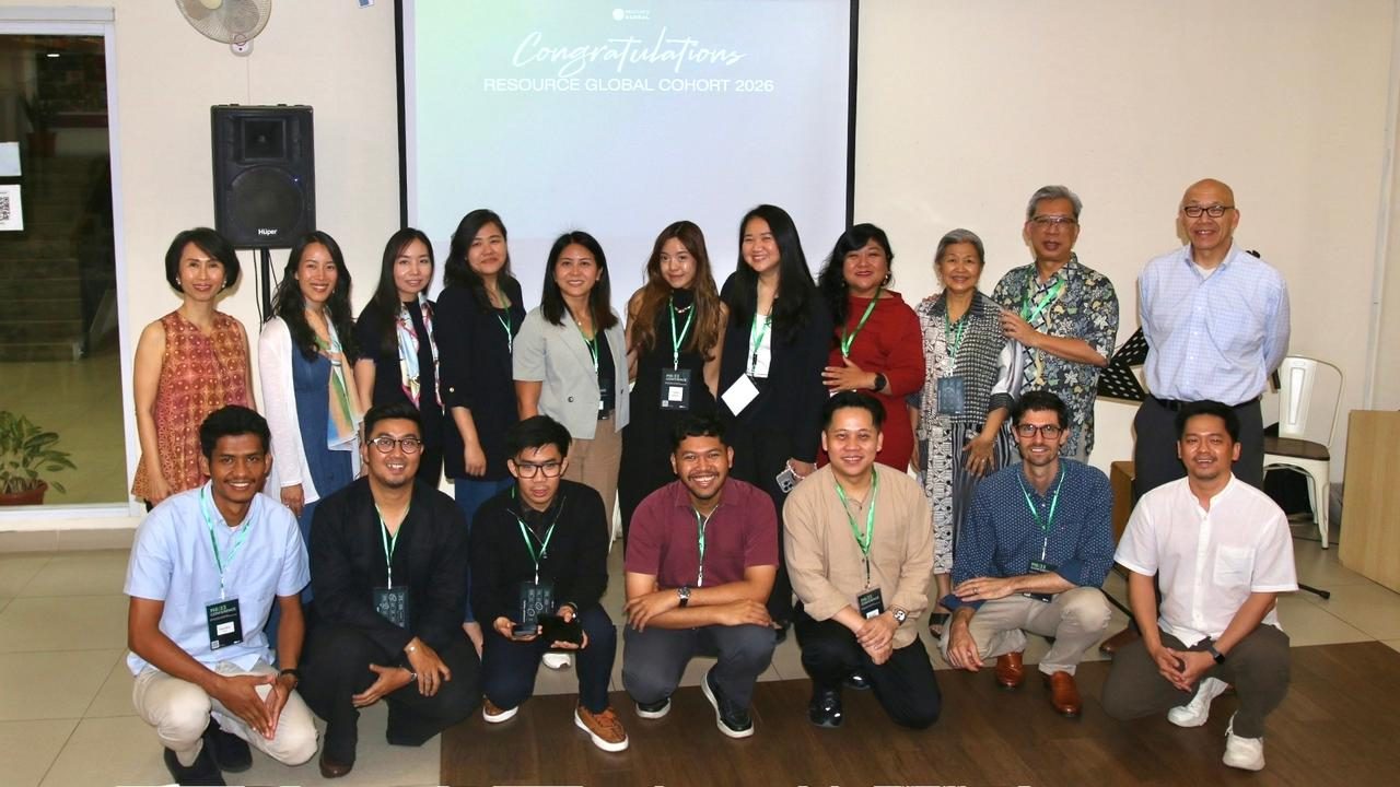 A group photo of conference attendees